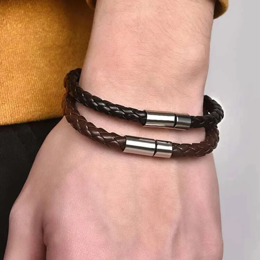 Unisex Magnetic Buckle Leather Bracelet - Picture 2 of 4